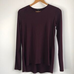 Theory viscose plum hi-lo knit top